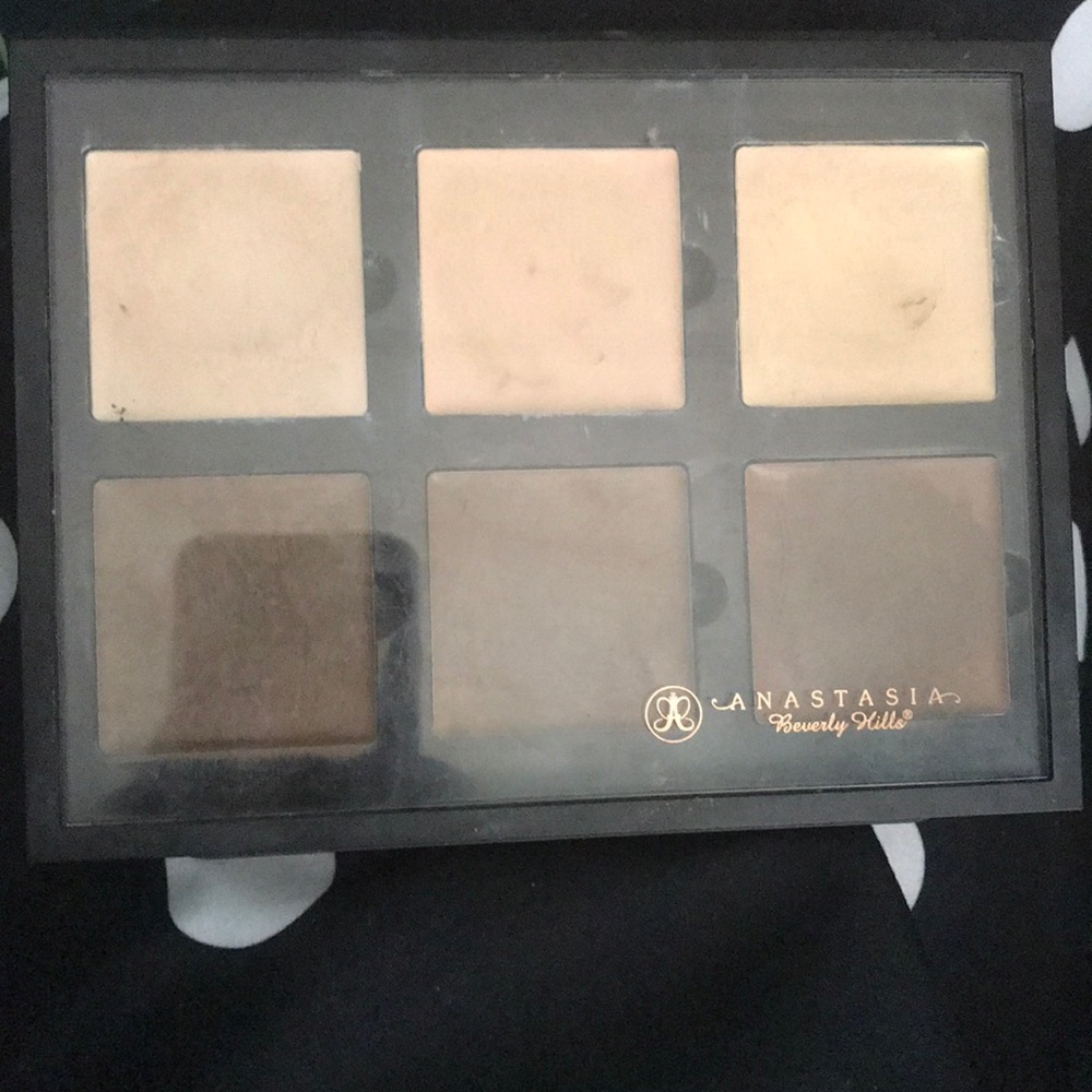 Anastasia Beverly Hills cream kit